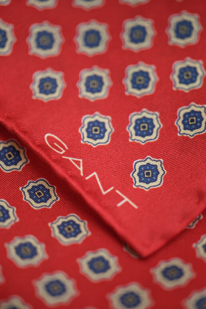 Chusteczka do kieszeni typu foulard