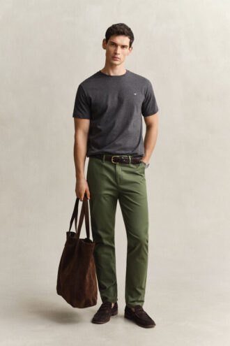 Eleganckie spodnie chino o dopasowanym kroju