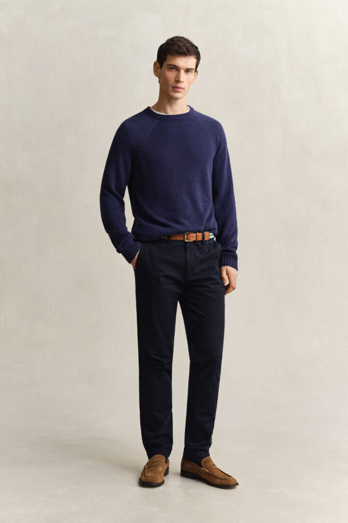 Eleganckie spodnie chino o dopasowanym kroju