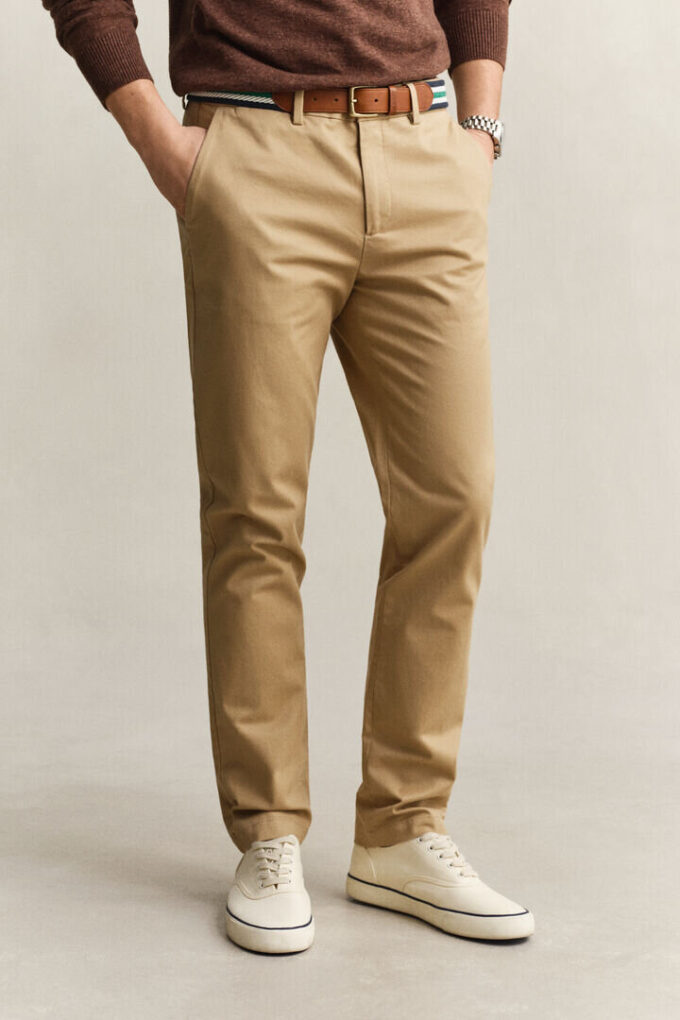 Eleganckie spodnie chino o dopasowanym kroju