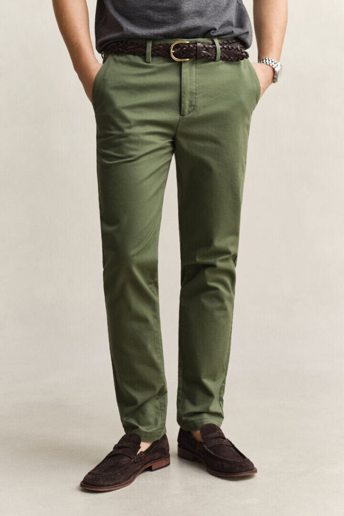 Eleganckie spodnie chino o dopasowanym kroju