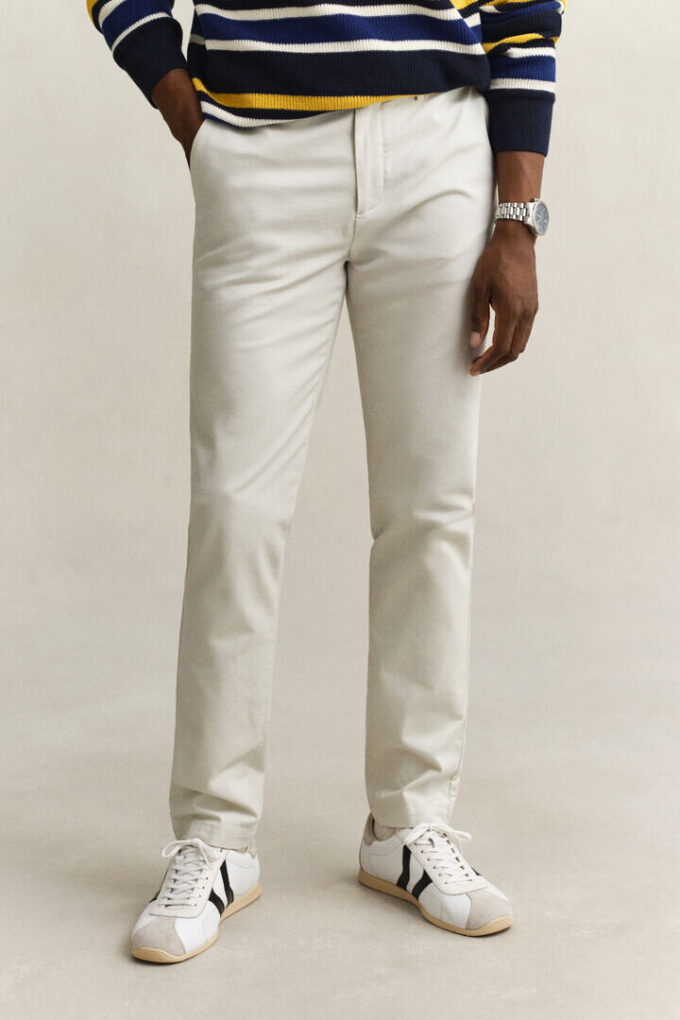 Eleganckie spodnie chino o dopasowanym kroju
