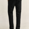 Eleganckie spodnie chino o dopasowanym kroju