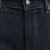 Jeansy o regularnym kroju w stylu „clean wash”