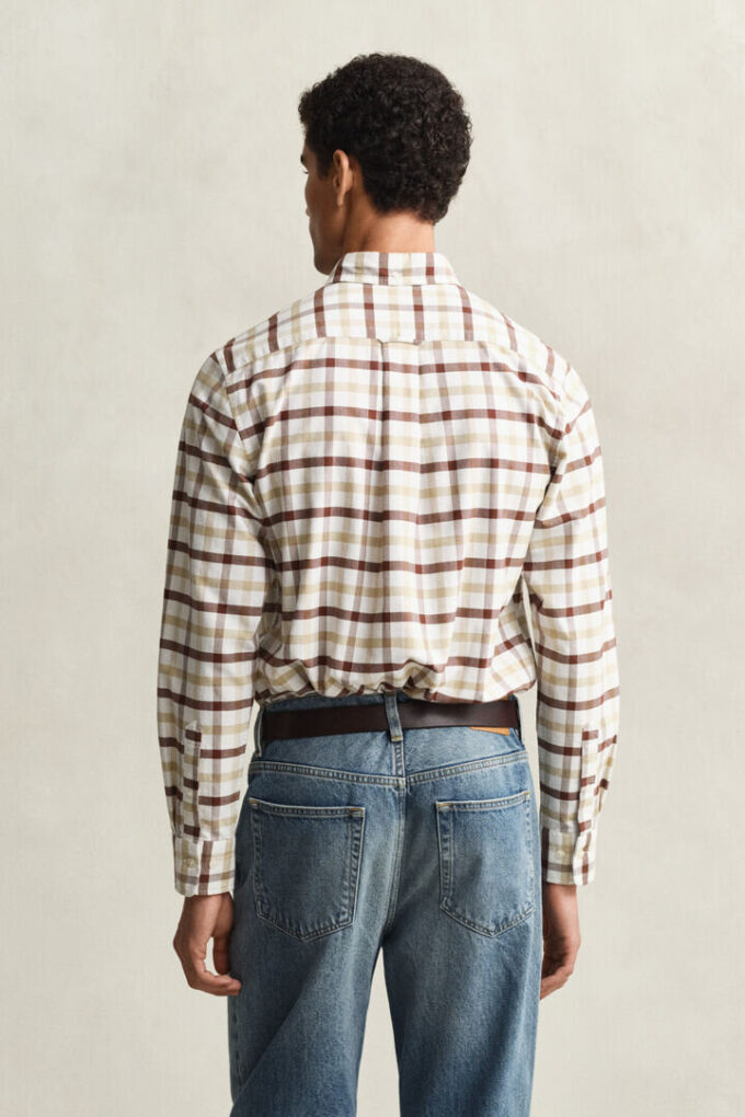 Koszula w kratę o regularnym kroju