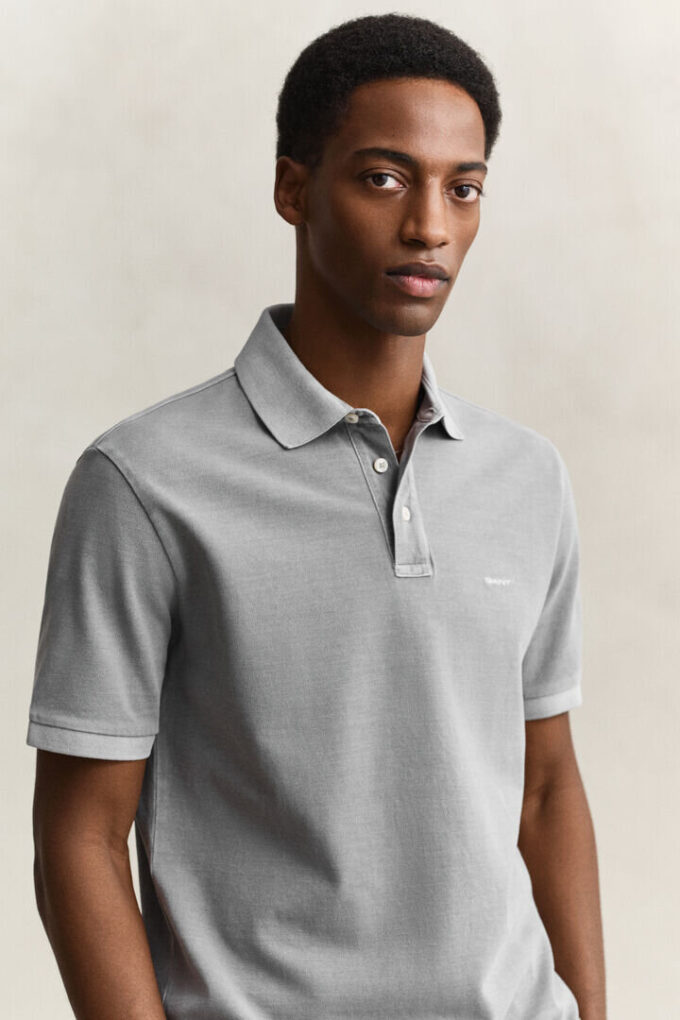 Koszulka polo w stylu „wyblakłym na słońcu”