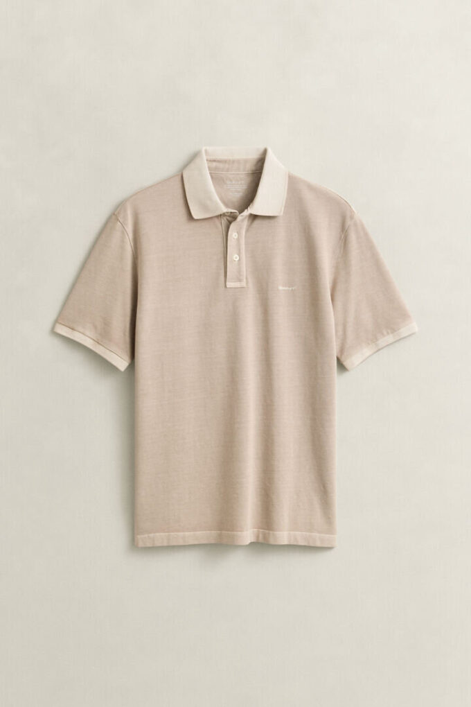 Koszulka polo w stylu „wyblakłym na słońcu”