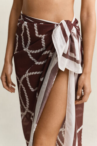 Sarong z monogramem