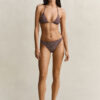 Spodenki bikini typu hipster z nadrukiem monogramu