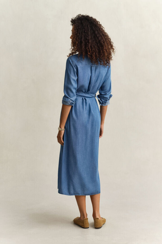 Sukienka koszulowa z tkaniny chambray