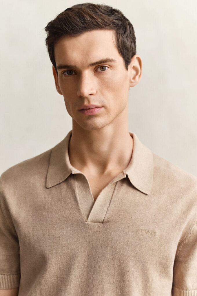 Sweter polo w stylu „wyblakłym na słońcu”