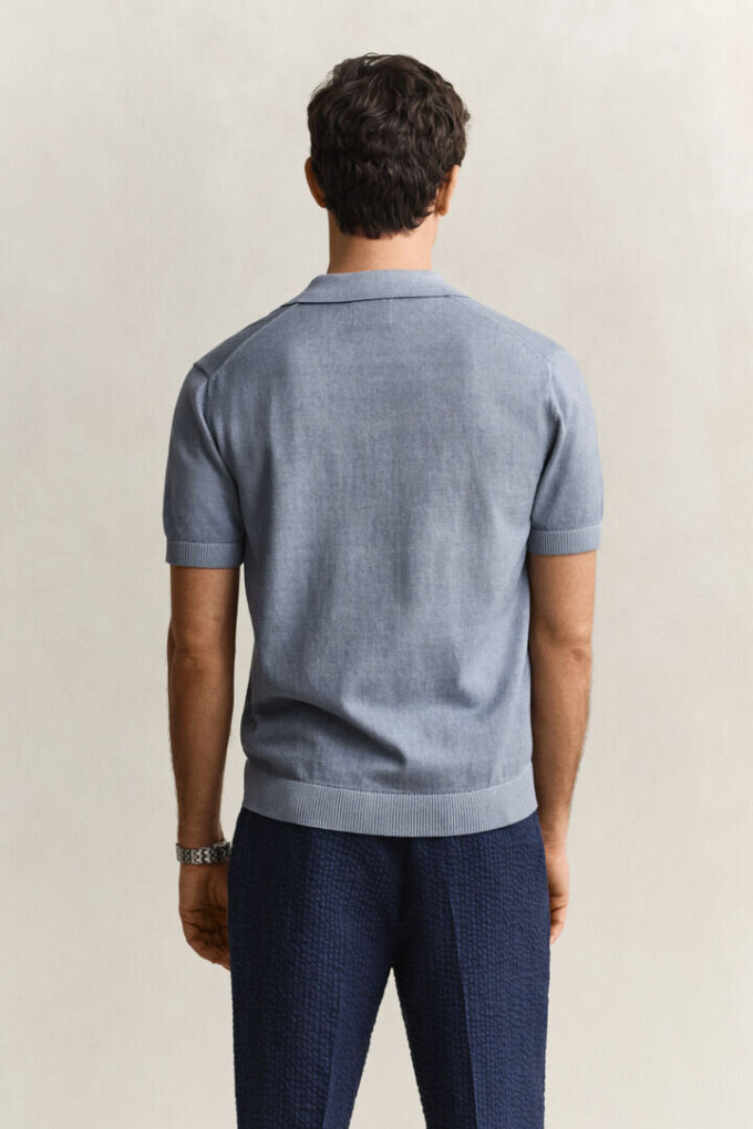 Sweter polo w stylu „wyblakłym na słońcu”