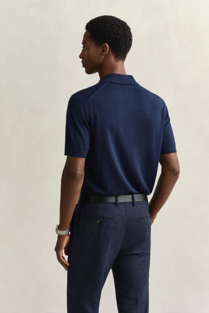 Sweter polo z krótkim rękawem z bardzo delikatnej wełny merynosowej w wersji z szortami
