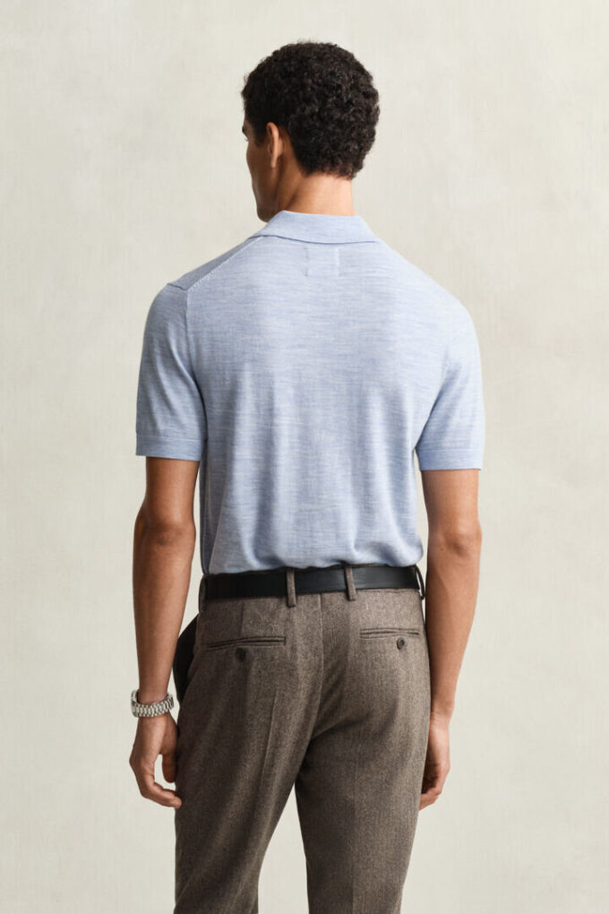 Sweter polo z krótkim rękawem z bardzo delikatnej wełny merynosowej w wersji z szortami
