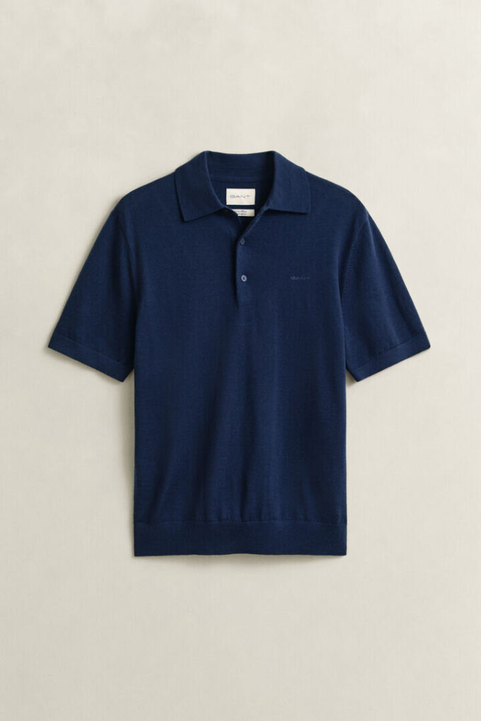 Sweter polo z krótkim rękawem z bardzo delikatnej wełny merynosowej w wersji z szortami