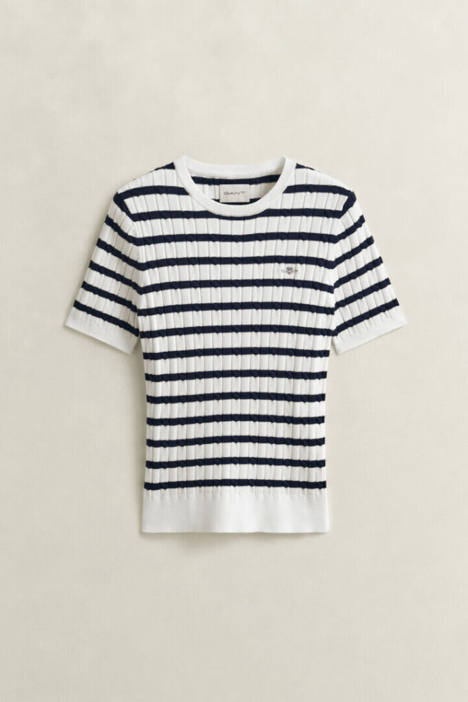 Sweter w paski z dzianiny typu cable knit w szortach z krótkim rękawem