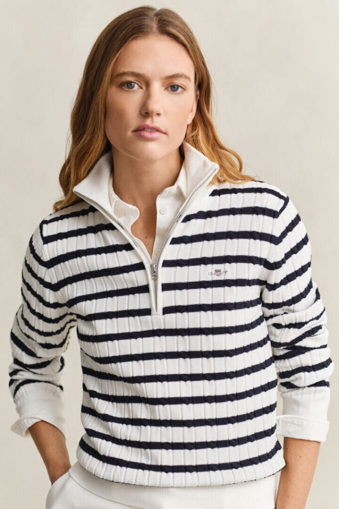 Sweter w paski z dzianiny typu cable knit z półzamkiem