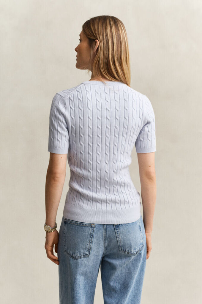 Sweter z krótkim rękawem w stylu szortów o splocie warkoczowym