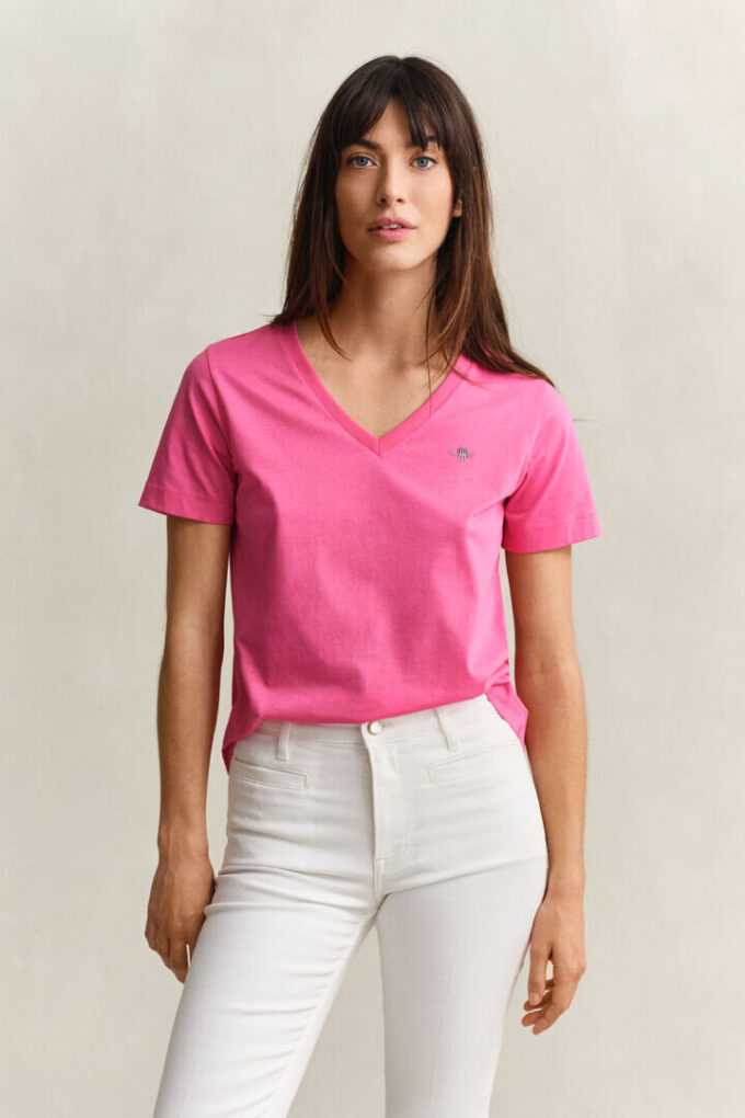 T-shirt z dekoltem w serek i herbem