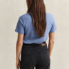 T-shirt z dekoltem w serek i herbem
