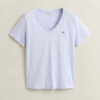 T-shirt z dekoltem w serek i herbem